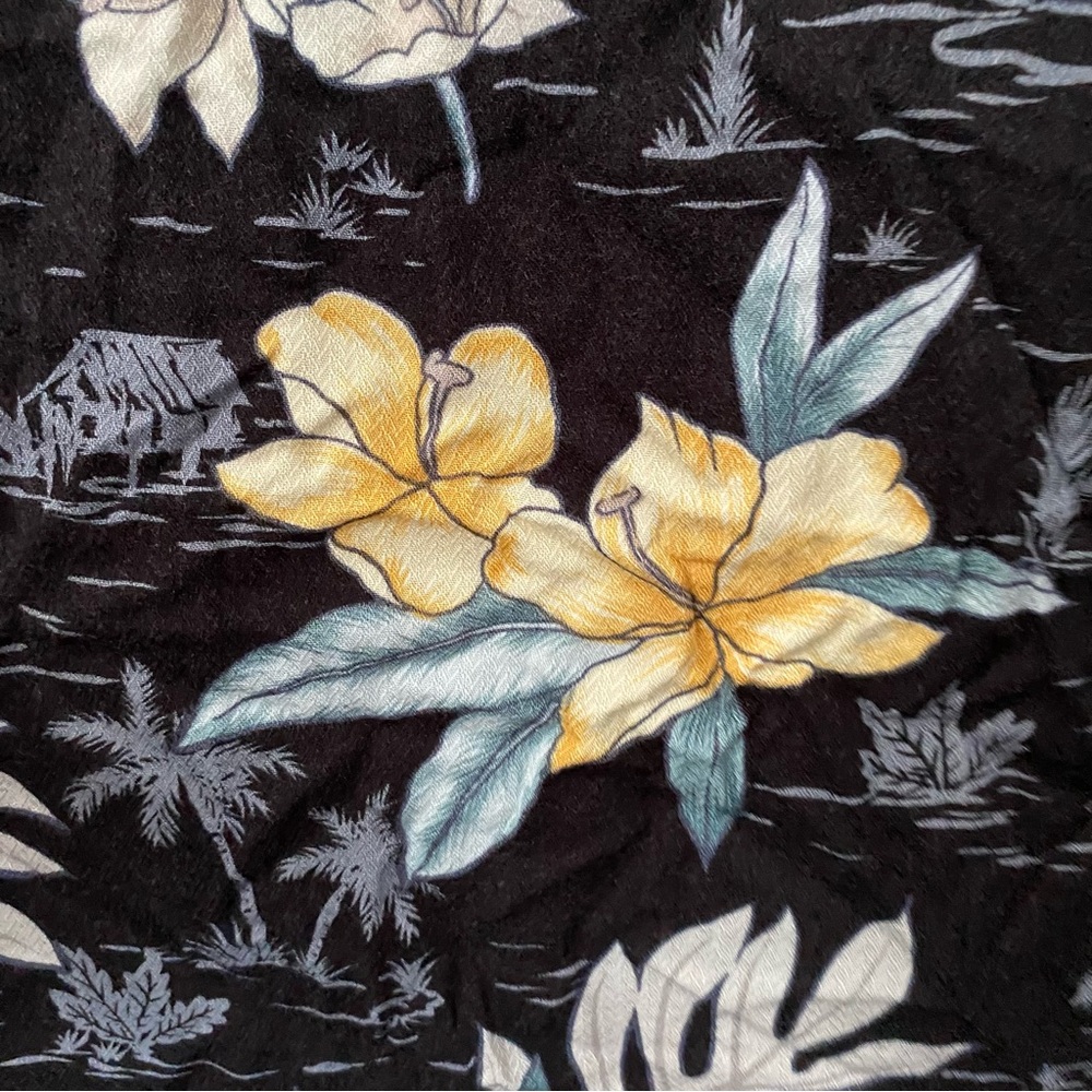 Young Hawaii Tropical Print Capri Pants Large - Picture 2 of 6